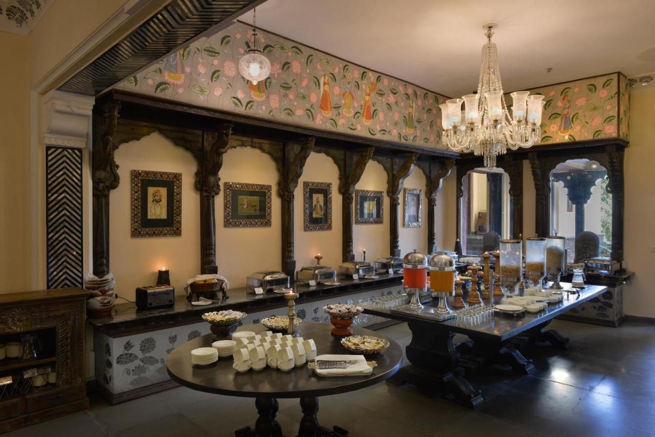 The Royal Retreat Resort & Spa Udaipur Exterior photo