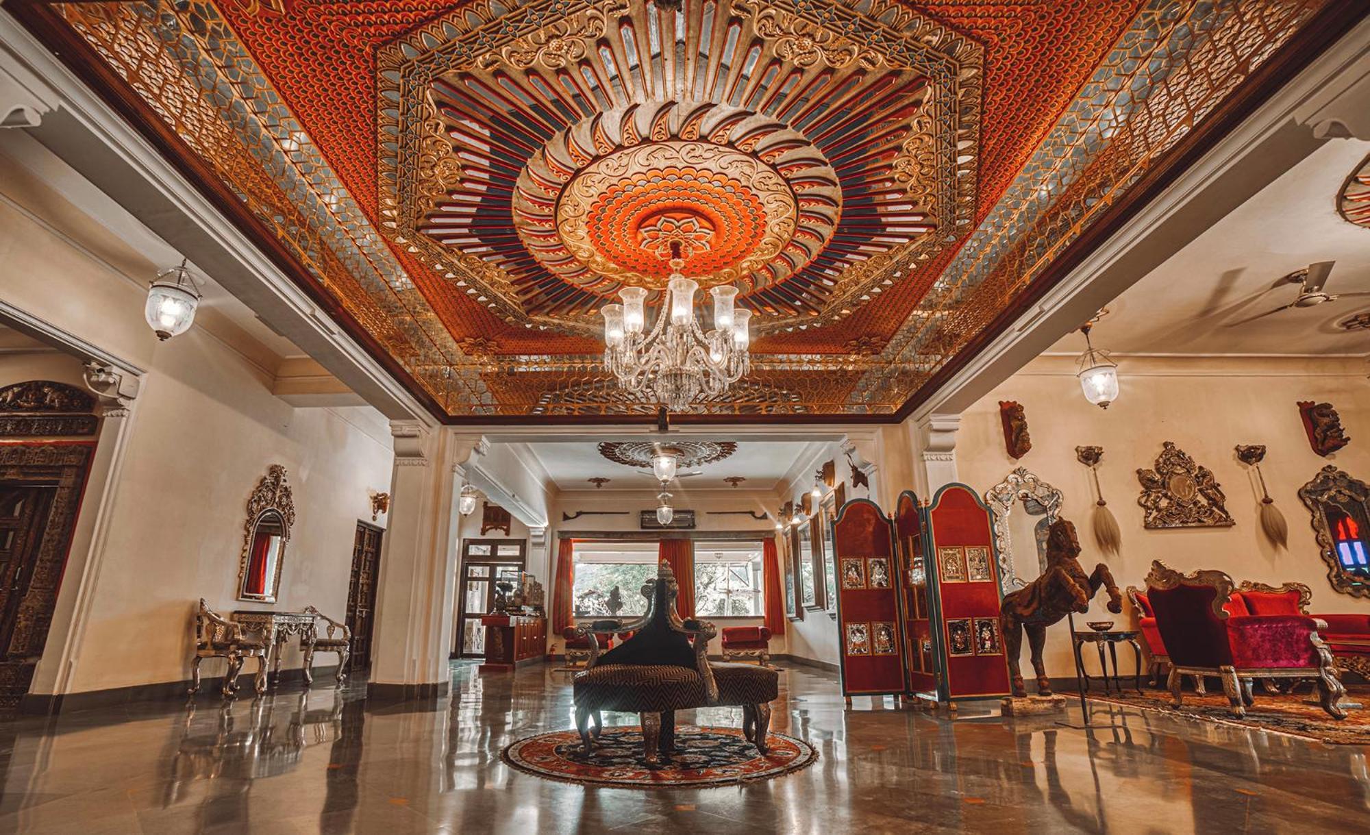 The Royal Retreat Resort & Spa Udaipur Exterior photo