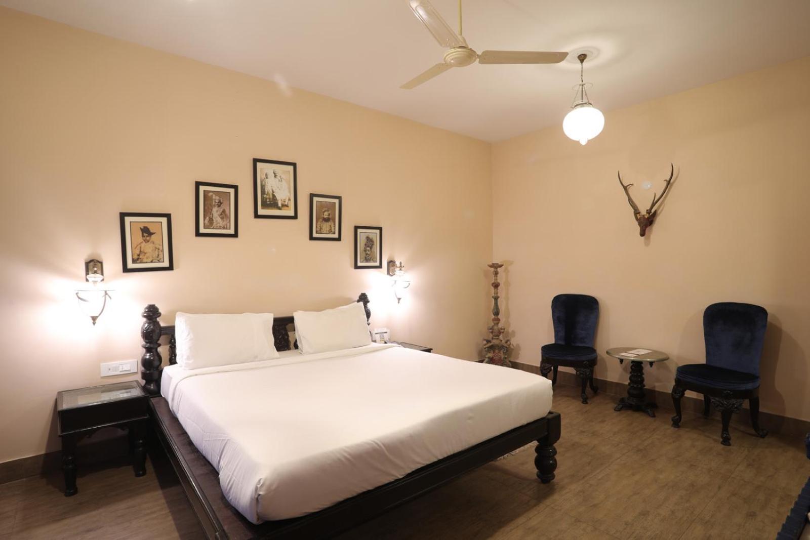 The Royal Retreat Resort & Spa Udaipur Exterior photo