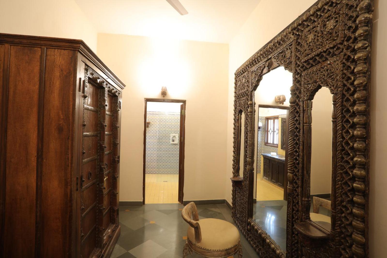 The Royal Retreat Resort & Spa Udaipur Exterior photo