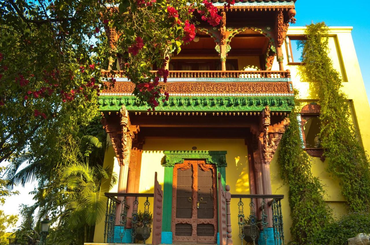 The Royal Retreat Resort & Spa Udaipur Exterior photo